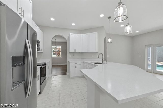 11528 Woodmount LN, Estero, FL 33928