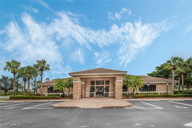 11528 Woodmount LN, Estero, FL 33928
