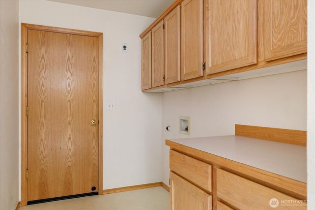 1859 SW Sunnyside Avenue, Oak Harbor, WA 98277