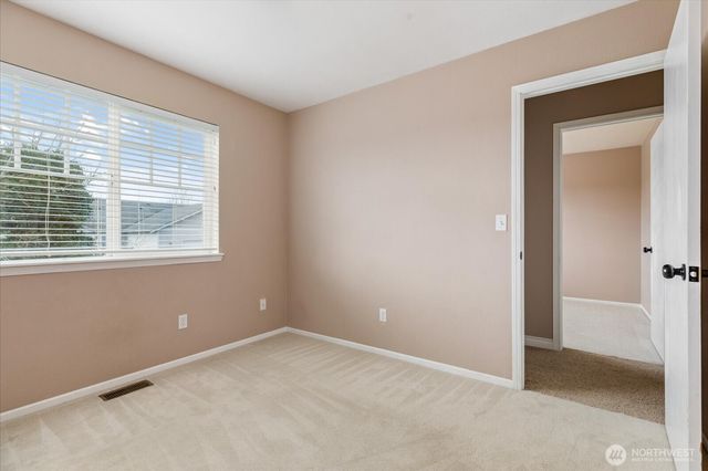 1859 SW Sunnyside Avenue, Oak Harbor, WA 98277