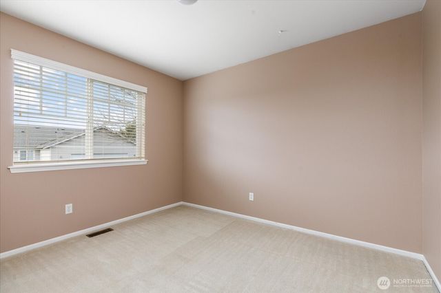 1859 SW Sunnyside Avenue, Oak Harbor, WA 98277