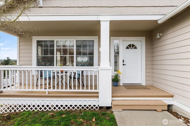 1859 SW Sunnyside Avenue, Oak Harbor, WA 98277