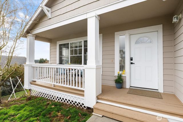 1859 SW Sunnyside Avenue, Oak Harbor, WA 98277