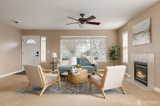 1859 SW Sunnyside Avenue, Oak Harbor, WA 98277