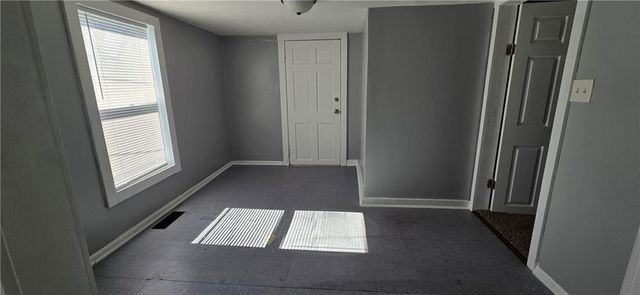 1134 S Haden Street, Independence, MO 64050