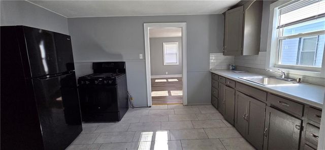 1134 S Haden Street, Independence, MO 64050