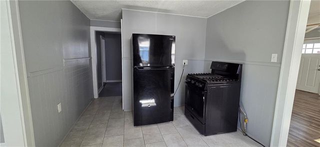 1134 S Haden Street, Independence, MO 64050