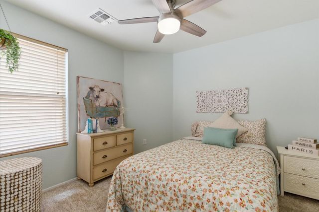 2250 E Deer Valley Road, Phoenix, AZ 85024