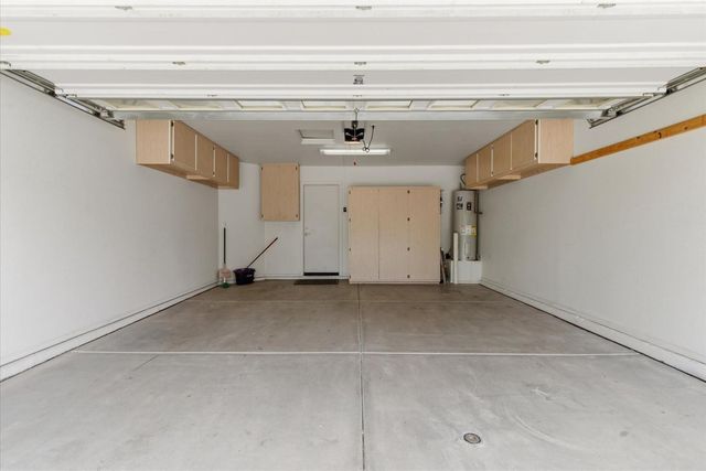2250 E Deer Valley Road, Phoenix, AZ 85024