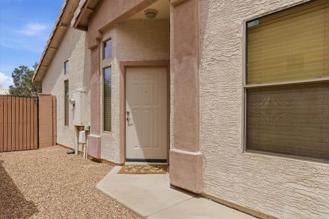 2250 E Deer Valley Road, Phoenix, AZ 85024