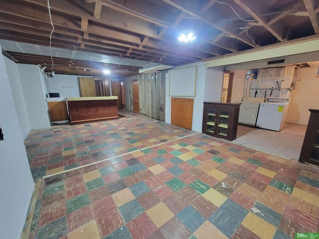 1006 E 12th Street, York, NE 68467