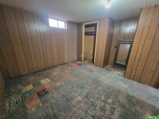 1006 E 12th Street, York, NE 68467