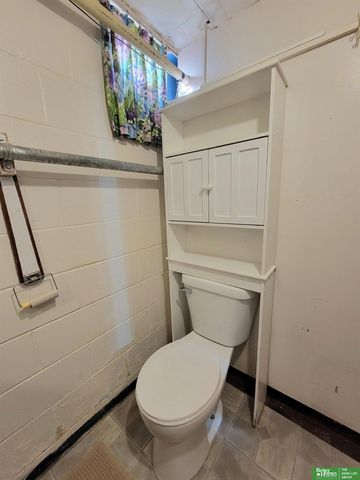 1006 E 12th Street, York, NE 68467