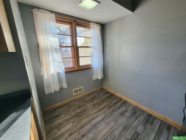 1006 E 12th Street, York, NE 68467