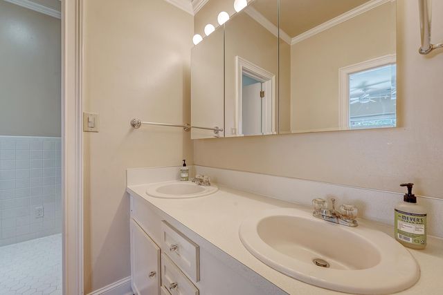 220 3rd Avenue 4b, Charleston, SC 29403