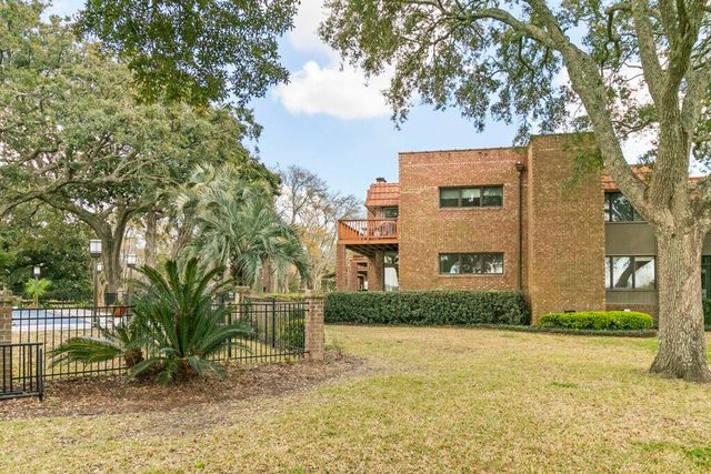 220 3rd Avenue 4b, Charleston, SC 29403