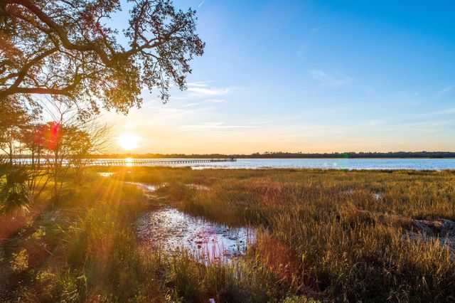 220 3rd Avenue 4b, Charleston, SC 29403