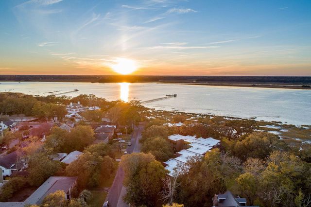 220 3rd Avenue 4b, Charleston, SC 29403