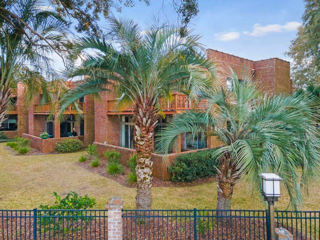 220 3rd Avenue 4b, Charleston, SC 29403