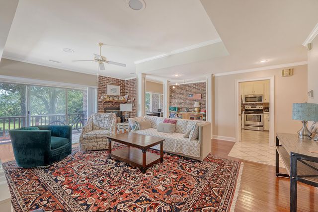 220 3rd Avenue 4b, Charleston, SC 29403