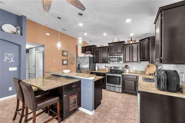 10904 RAINBOW PYRITE DRIVE, Wimauma, FL 33598