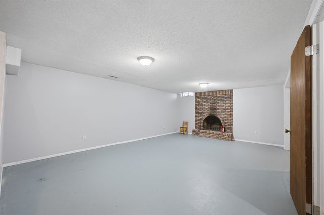 2945 S Chase Ave, Wichita, KS 67217