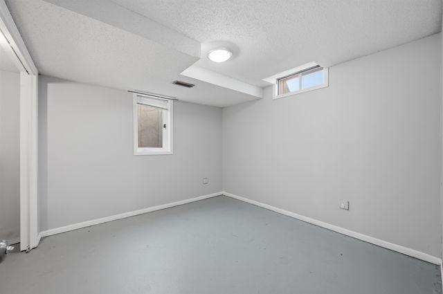 2945 S Chase Ave, Wichita, KS 67217
