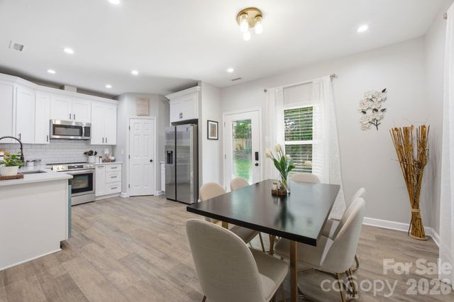 204 Price Street, Mount Holly, NC 28120