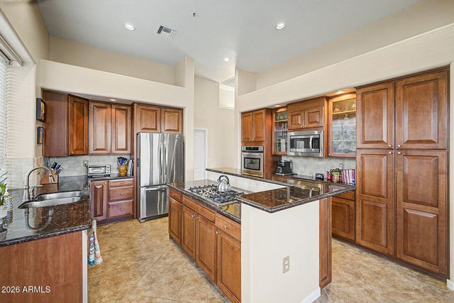 7025 E CARRIAGE TRAILS Drive, Scottsdale, AZ 85266