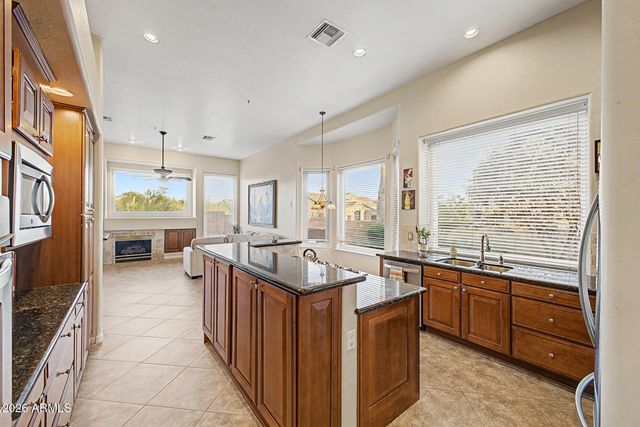 7025 E CARRIAGE TRAILS Drive, Scottsdale, AZ 85266