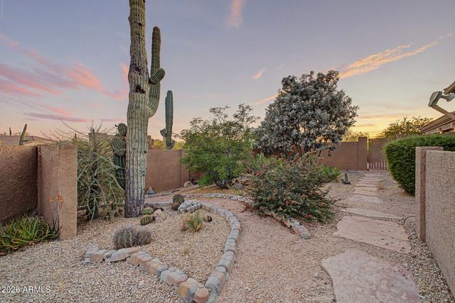 7025 E CARRIAGE TRAILS Drive, Scottsdale, AZ 85266