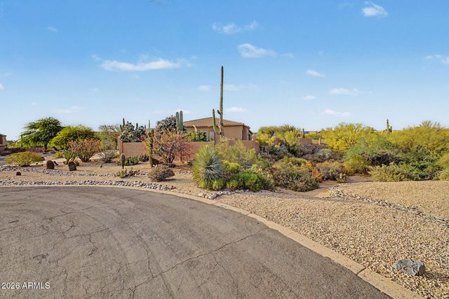 7025 E CARRIAGE TRAILS Drive, Scottsdale, AZ 85266