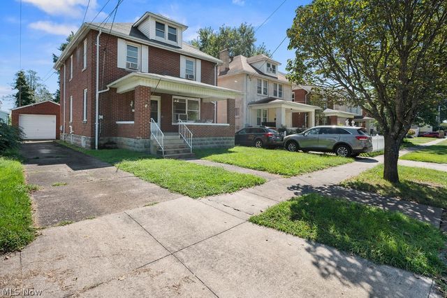 2316 Plum Street, Parkersburg, WV 26101