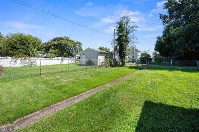 2316 Plum Street, Parkersburg, WV 26101