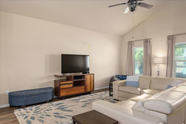 717 Kaluga TRL, Leander, TX 78641