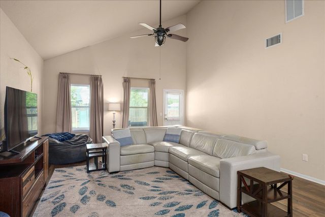 717 Kaluga TRL, Leander, TX 78641