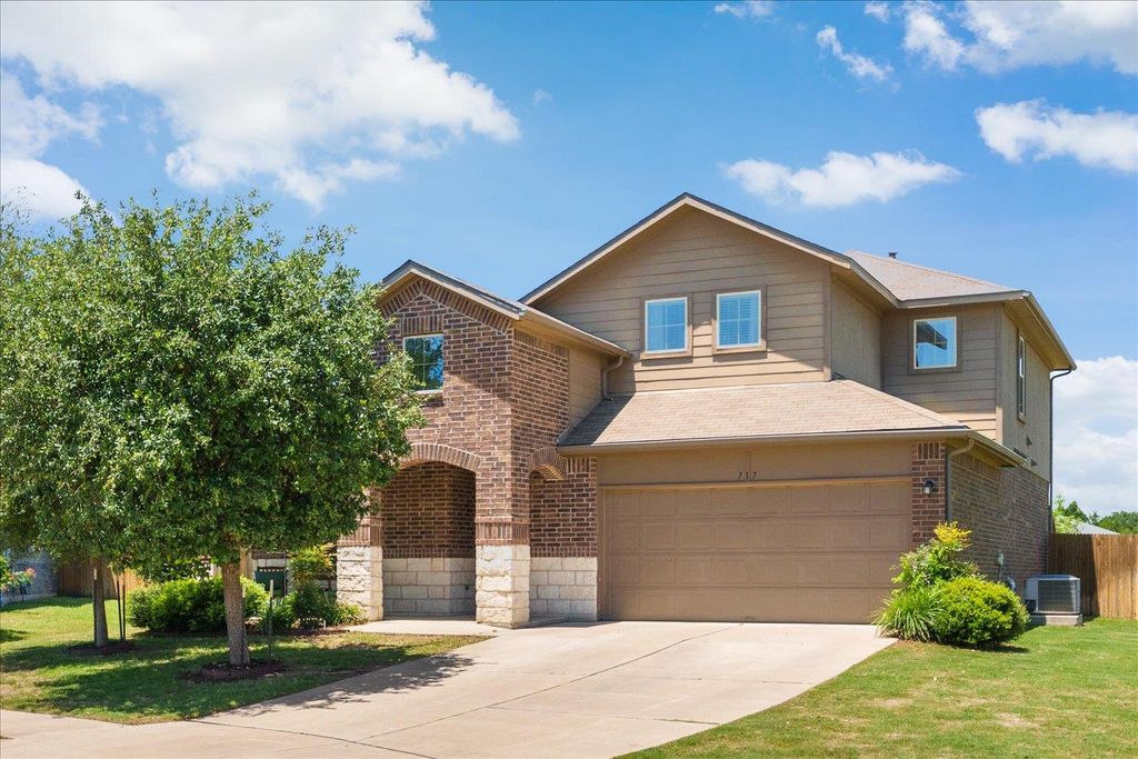 717 Kaluga TRL, Leander, TX 78641