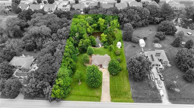 210 E High Street, Baldwin City, KS 66006