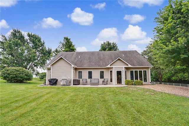 210 E High Street, Baldwin City, KS 66006
