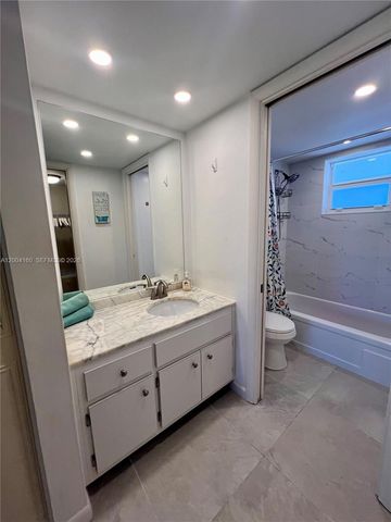 1481 S Ocean Blvd 211E, Lauderdale By The Sea, FL 33062