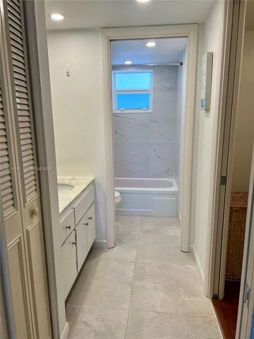 1481 S Ocean Blvd 211E, Lauderdale By The Sea, FL 33062