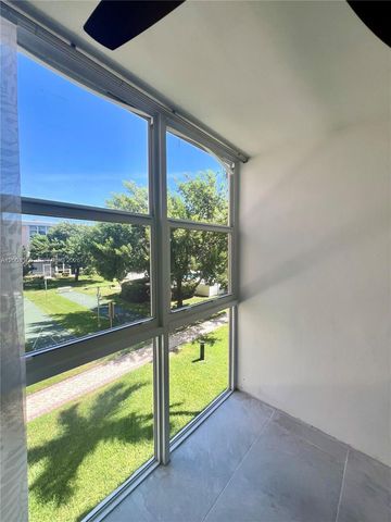 1481 S Ocean Blvd 211E, Lauderdale By The Sea, FL 33062