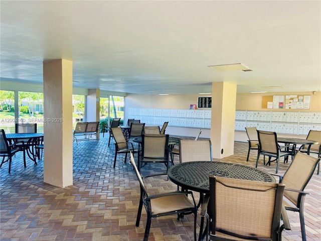 1481 S Ocean Blvd 211E, Lauderdale By The Sea, FL 33062