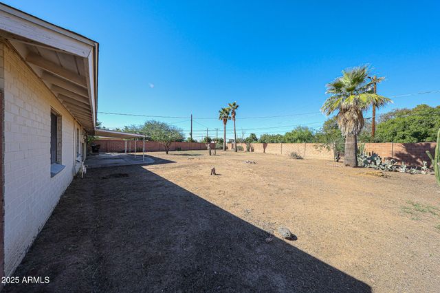 1820 W NORTHVIEW Avenue, Phoenix, AZ 85021