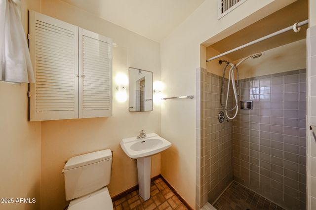 1820 W NORTHVIEW Avenue, Phoenix, AZ 85021