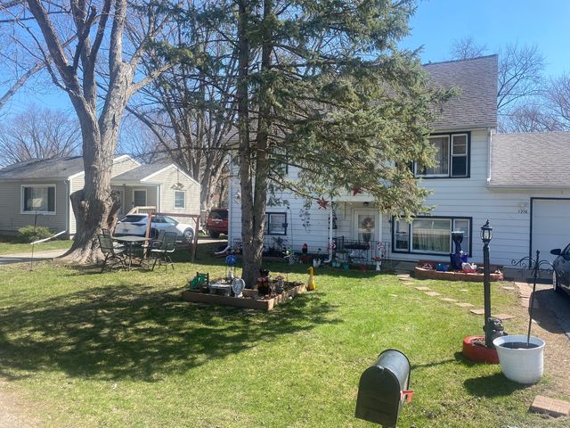 1716 Rogers Avenue, Mchenry, IL 60050