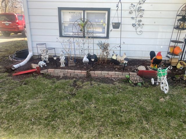 1716 Rogers Avenue, Mchenry, IL 60050