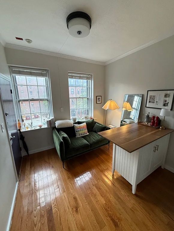200 Warren Ave 3, Boston, MA 02116
