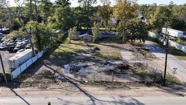 7819 E Houston Road, Houston, TX 77028