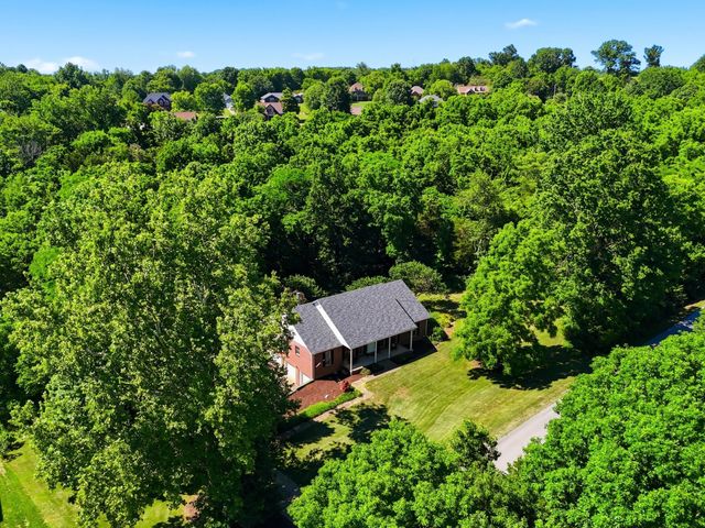118 Green Sentinel Drive, Nicholasville, KY 40356